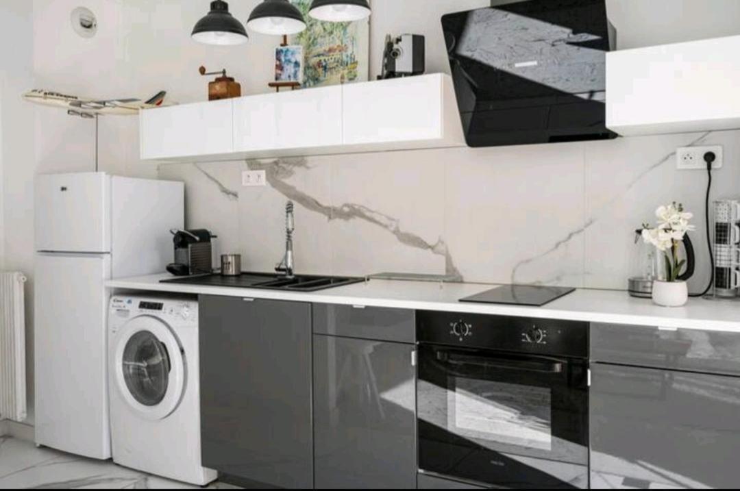 Design Loft Studio Climatise Parking Et Piscine วาลูริส ภายนอก รูปภาพ